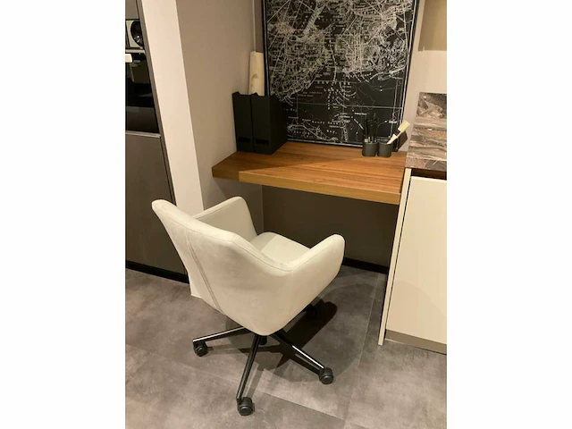 Mk 2510 zera fm u-opgestelde showroom keuken - afbeelding 31 van  37