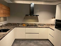 Mk 2510 zera fm u-opgestelde showroom keuken - afbeelding 3 van  37