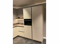Mk 2510 zera fm u-opgestelde showroom keuken - afbeelding 4 van  37