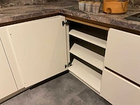 Mk 2510 zera fm u-opgestelde showroom keuken - afbeelding 9 van  37