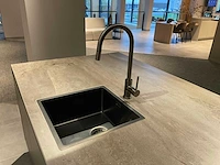 Mk 2515 zera hpl xt eiland showroomkeuken met hoge kastenwand - afbeelding 22 van  40