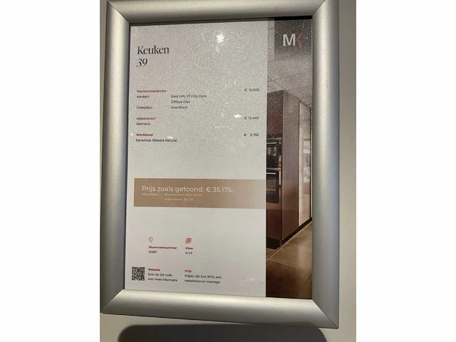 Mk 2515 zera hpl xt eiland showroomkeuken met hoge kastenwand - afbeelding 39 van  40