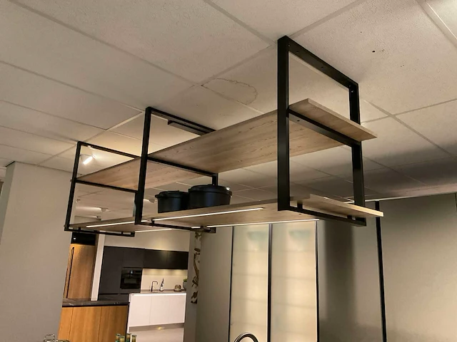 Mk 2515 zera hpl xt eiland showroomkeuken met hoge kastenwand - afbeelding 7 van  40