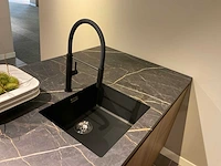 Mk 2585 zera ver sy eiland showroomkeuken met hoge kastenwand - afbeelding 11 van  33
