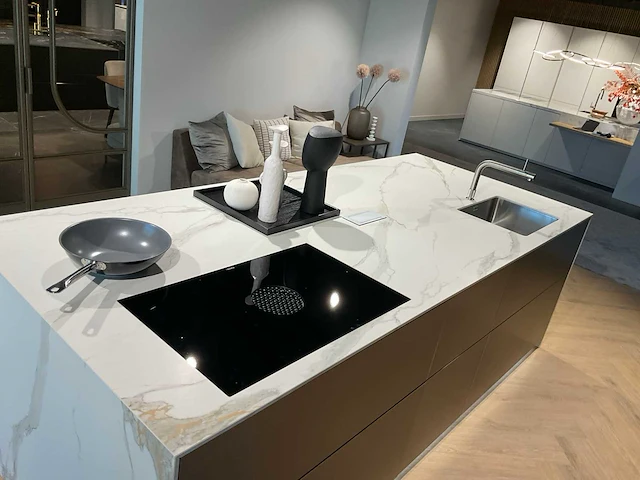 Mk 8895 memo ri kook-spoel eiland showroom (c) - afbeelding 19 van  21