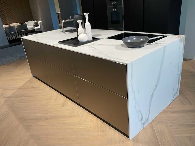 Mk 8895 memo ri kook-spoel eiland showroom (c) - afbeelding 2 van  21