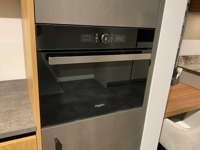 Mk iroy kq 5010 rechtopgestelde showroomkeuken - afbeelding 10 van  27