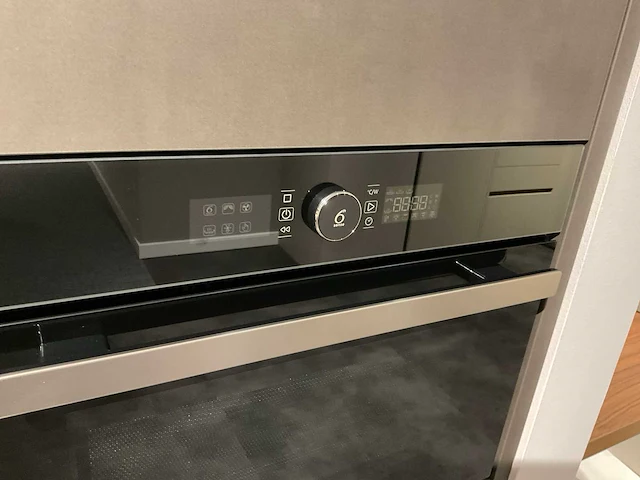 Mk iroy kq 5010 rechtopgestelde showroomkeuken - afbeelding 11 van  27