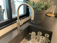Mk zera fm hoekopgestelde showroomkeuken met hoge wandkasten - afbeelding 13 van  46