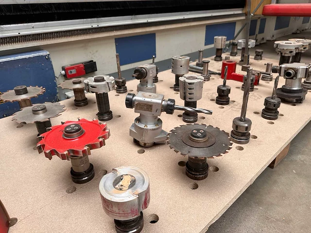 Mkm - horizontaal cnc-bewerkingscentrum - afbeelding 15 van  31