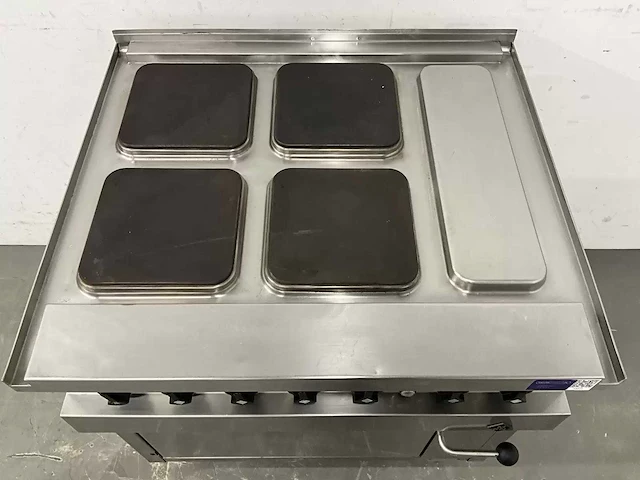 Mkn - 2123203/00 - 4-pits elektrisch fornuis met oven - afbeelding 3 van  11
