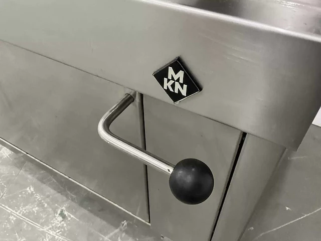 Mkn - 2123203/00 - 4-pits elektrisch fornuis met oven - afbeelding 8 van  11