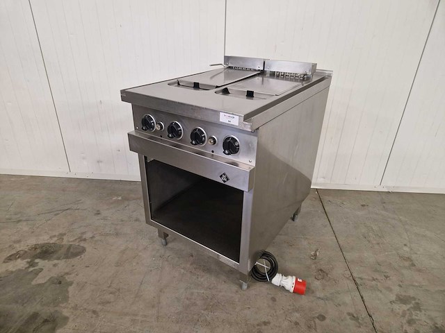 Mkn - dubbele friteuse - 2×13 liter - elektrisch - 400v - afbeelding 1 van  2