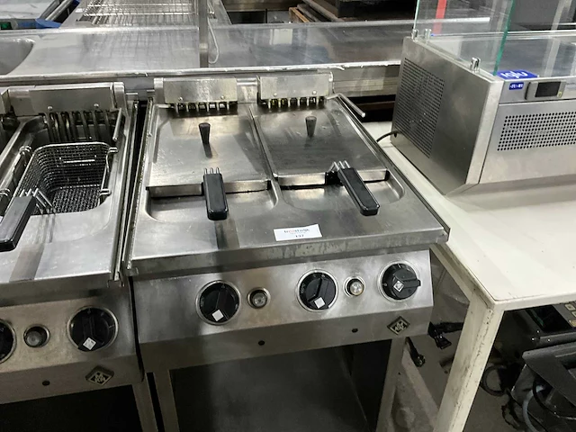 Mkn 1320303e dubbele friteuse - afbeelding 7 van  7