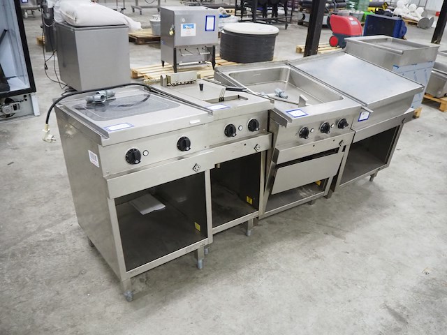 Mkn - afbeelding 1 van  11