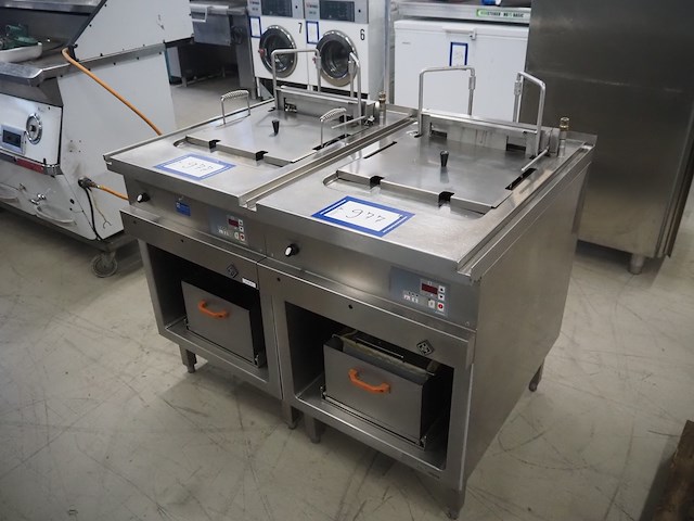 Mkn - afbeelding 1 van  14