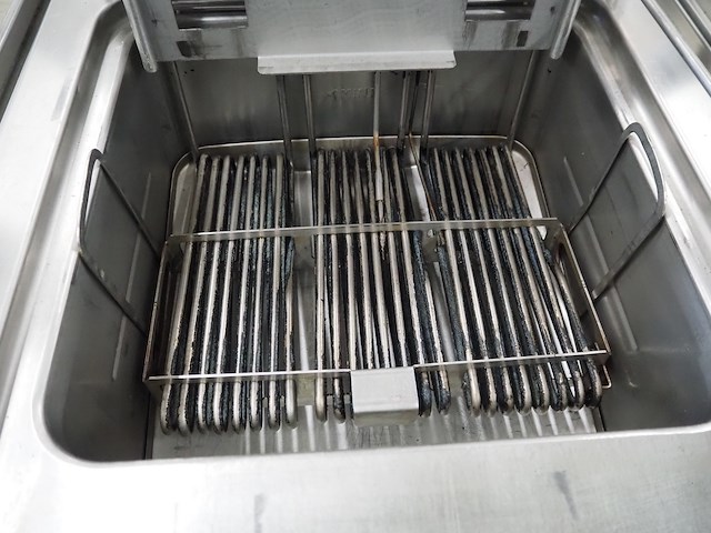 Mkn - afbeelding 11 van  14