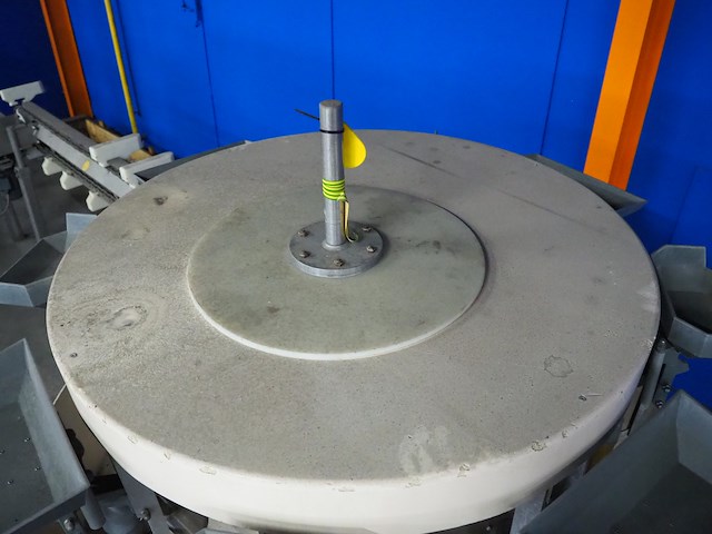 Moba - afbeelding 6 van  8