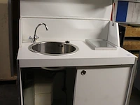 Mobiel keukentje met wasbak, mengkraan en inbouw boiler - afbeelding 3 van  3