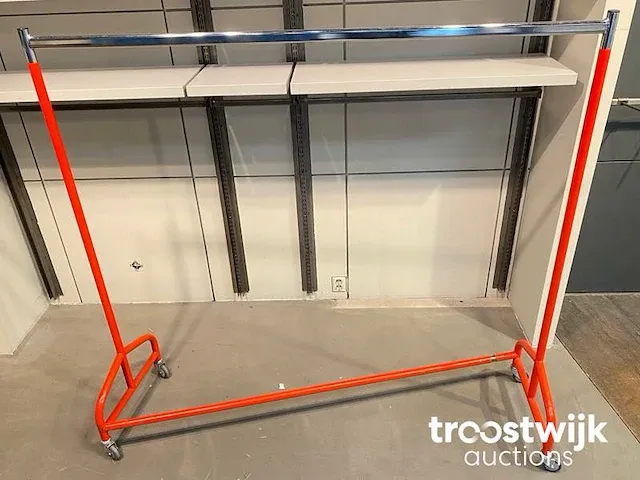 Mobiel kledingrek - afbeelding 1 van  3