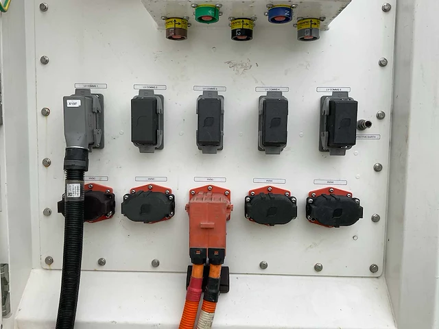 Mobiel laadstation (accupack + converter + laadstations) - afbeelding 19 van  50