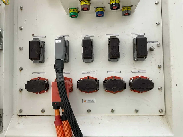 Mobiel laadstation (accupack + converter + laadstations) - afbeelding 17 van  37