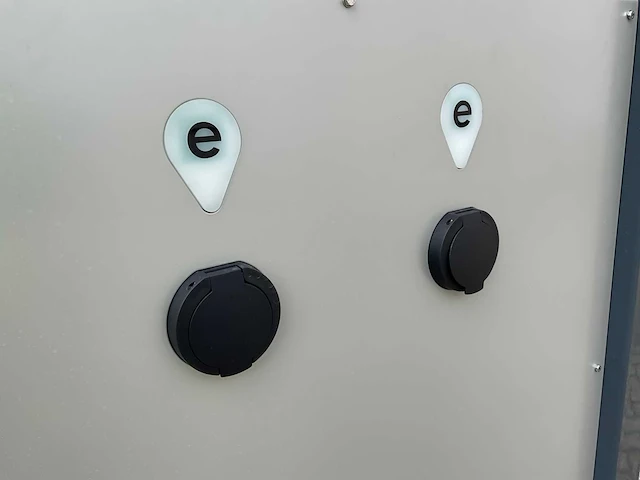 Mobiel laadstation (accupack + converter + laadstations) - afbeelding 37 van  37
