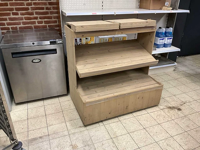 Mobiel winkelmeubel - afbeelding 1 van  6