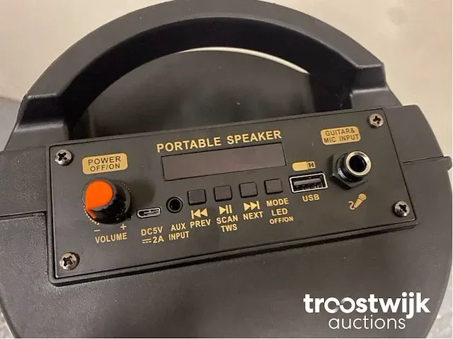 Mobiele accu speaker - afbeelding 4 van  7