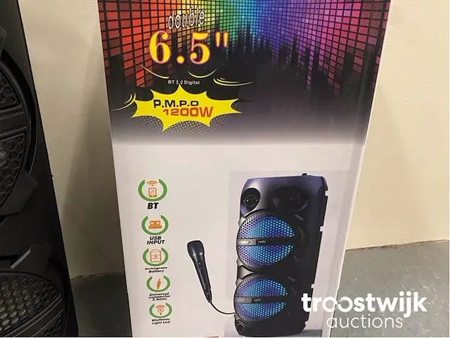 Mobiele accu speaker - afbeelding 6 van  7