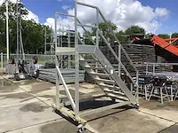 Mobiele aluminium magazijntrap - afbeelding 2 van  4