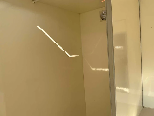Mobiele badkamer - afbeelding 10 van  27
