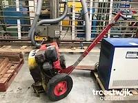 Mobiele bladblazer - afbeelding 1 van  6