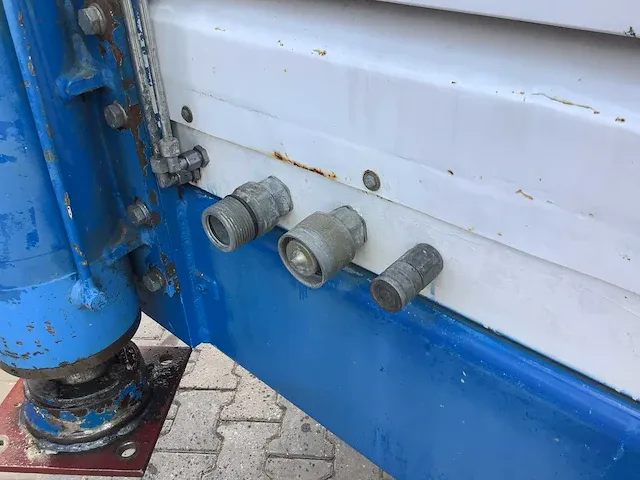 Mobiele boorinstallatie/bronboor installatie - afbeelding 14 van  22