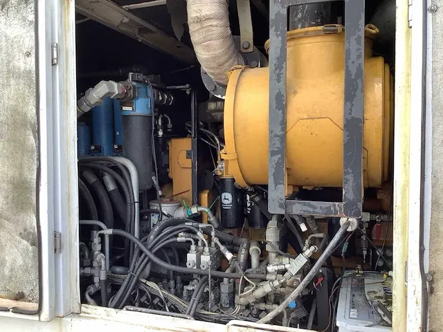 Mobiele boorinstallatie/bronboor installatie - afbeelding 15 van  22