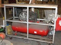 Mobiele compressor atlas copco, 380 volt, incl. transportkar. let op! werking onbekend. - afbeelding 1 van  1