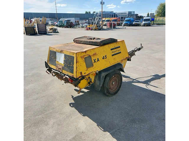 Mobiele compressor, atlas copco - afbeelding 27 van  30