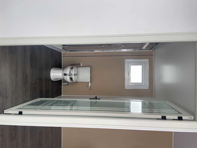 Mobiele containerwoning / woonunit met badkamer en keuken 20ft - afbeelding 3 van  19