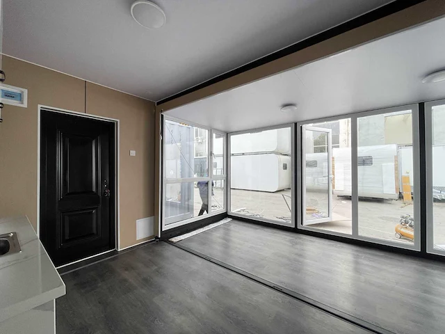 Mobiele containerwoning / woonunit met badkamer en keuken 20ft - afbeelding 8 van  19