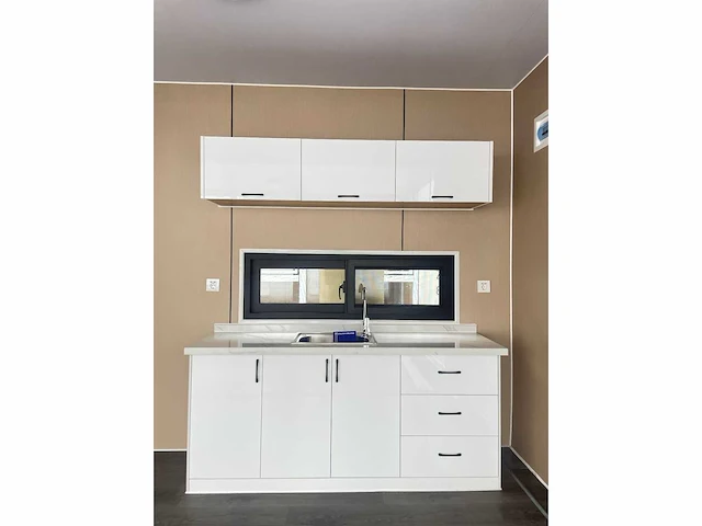 Mobiele containerwoning / woonunit met badkamer en keuken 20ft - afbeelding 2 van  19