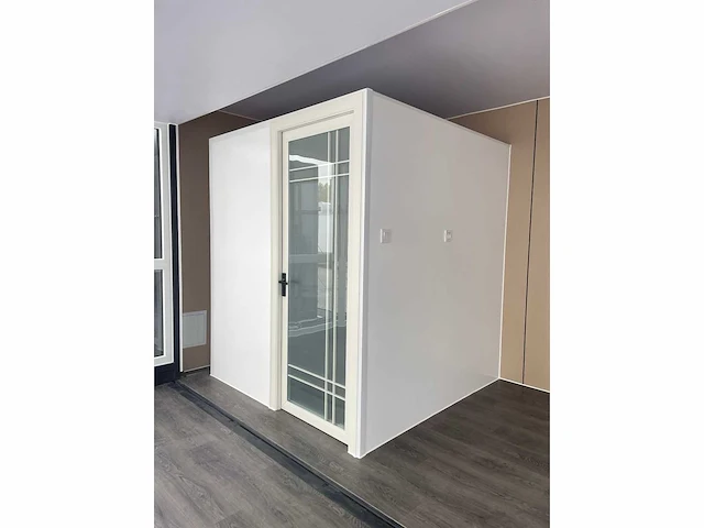 Mobiele containerwoning / woonunit met badkamer en keuken 20ft - afbeelding 4 van  19
