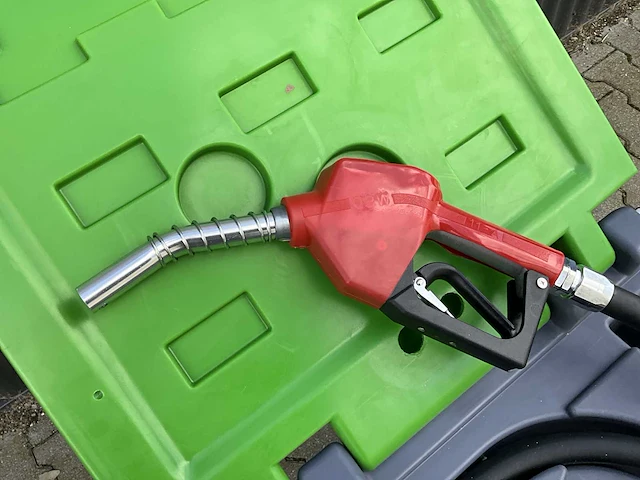 Mobiele dieseltank met elektrische 12 volt pomp, 200 liter - afbeelding 14 van  14