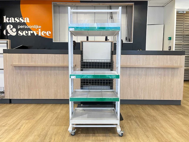 Mobiele display schoonmaakproducten - afbeelding 2 van  6