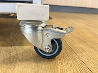 Mobiele display schoonmaakproducten - afbeelding 6 van  6