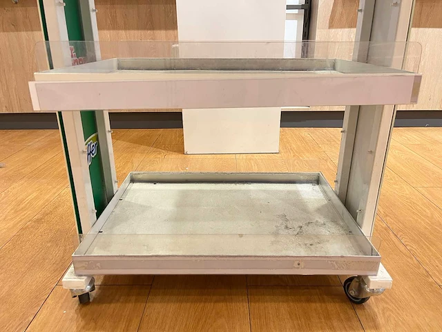 Mobiele display schoonmaakproducten - afbeelding 4 van  4