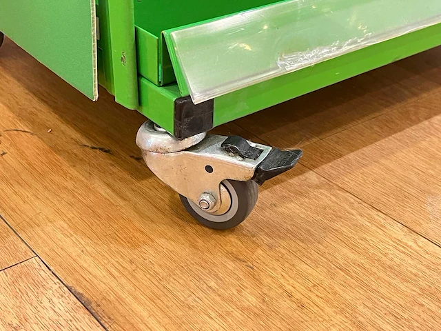Mobiele display schoonmaakproducten - afbeelding 4 van  4