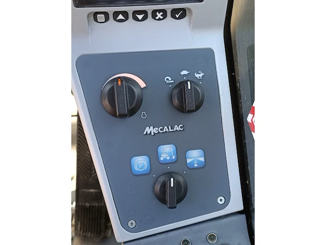 Mobiele graafmachine mecalac, 714mw, bouwjaar 2015 - afbeelding 6 van  38