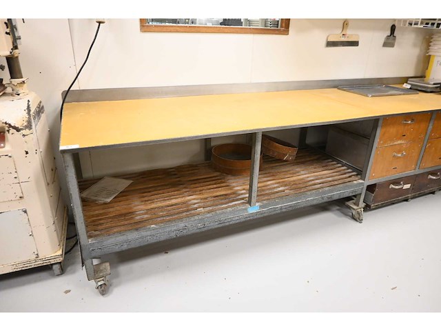 Mobiele grondstoffen werkbank - afbeelding 2 van  6