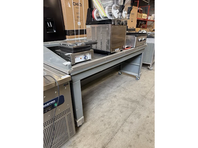 Mobiele horeca bar met rvs blad - afbeelding 2 van  7