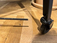 Mobiele houten schrijftafel met lade - afbeelding 7 van  7